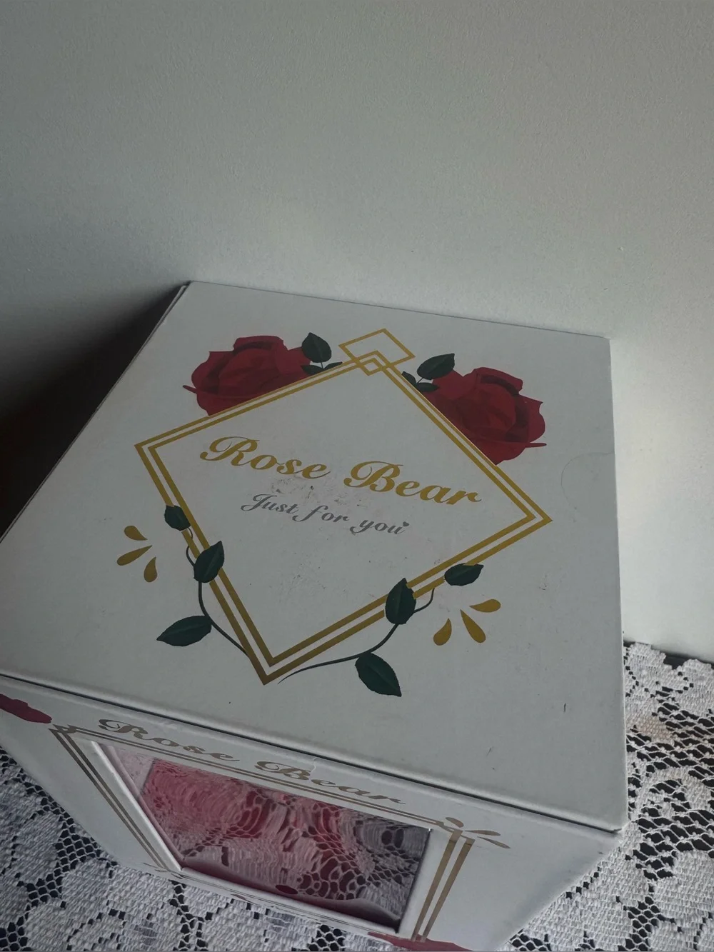 N/A elegant red